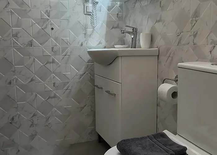 The Peaceful * Paralia Dionysiou