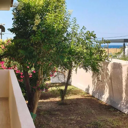 The Peaceful * Paralia Dionysiou